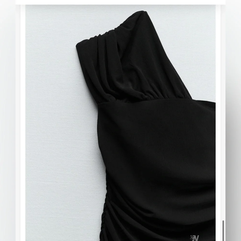 ASYMMETRICAL DRESS WITH RUCHING - Picture 4 of 4
